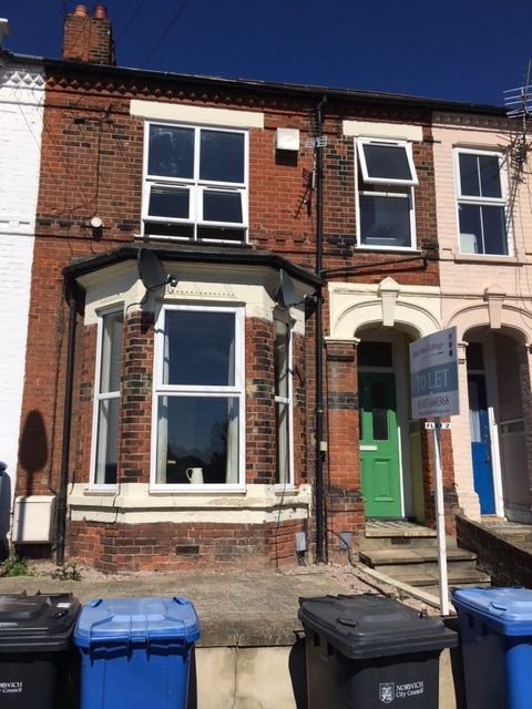 Property photo 1 of 8