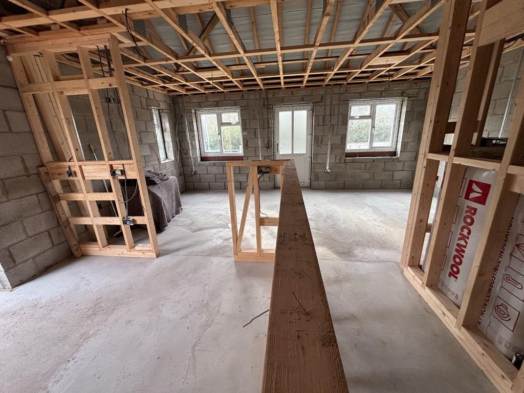 Property photo 2 of 12 Image00009.Jpeg