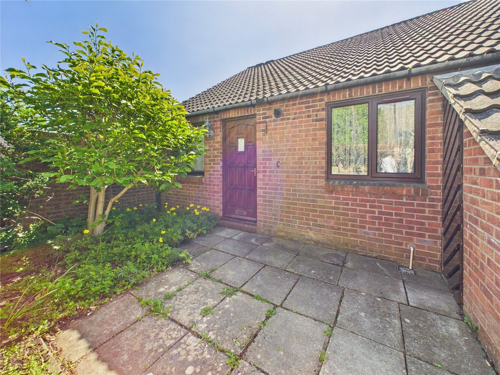 Property photo 1 of 17 Picture No. 15