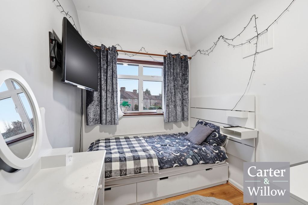 Additional image 15 of 3 bed end terrace house for saleWinding Way, Dagenham RM8