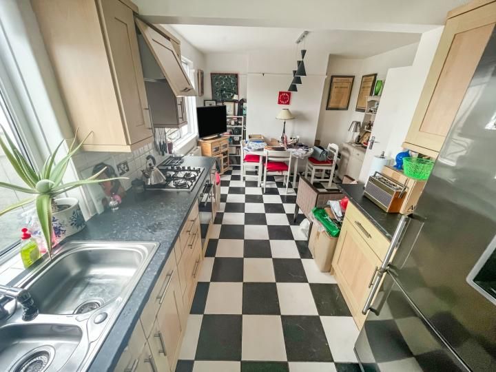 Property photo 3 of 13