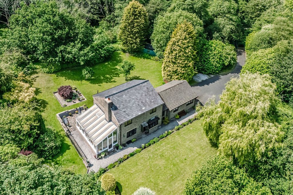 Property photo 2 of 57