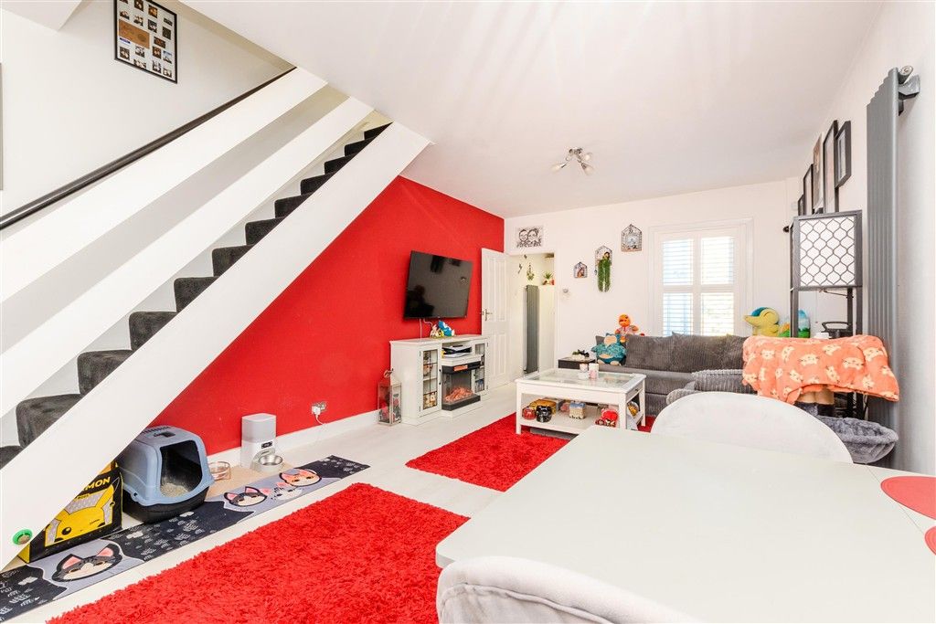 Property photo 2 of 8 Lounge/Diner