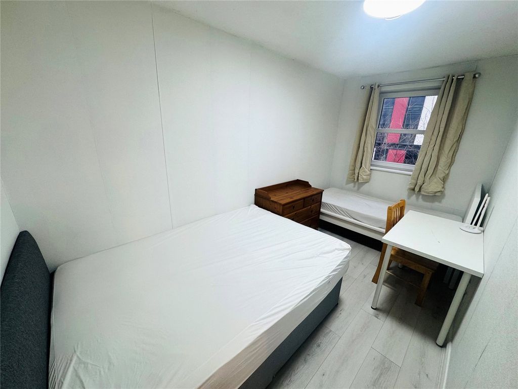 Property photo 3 of 7 Picture No. 03