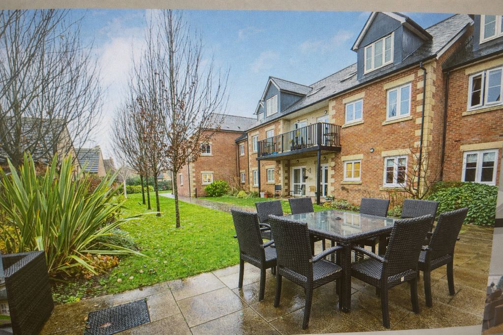 Additional image 4 of 1 bed flat for saleHeron Place, Nurseries Road, Kidlington OX5