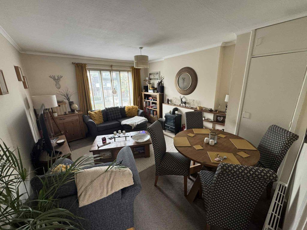 Property photo 2 of 6