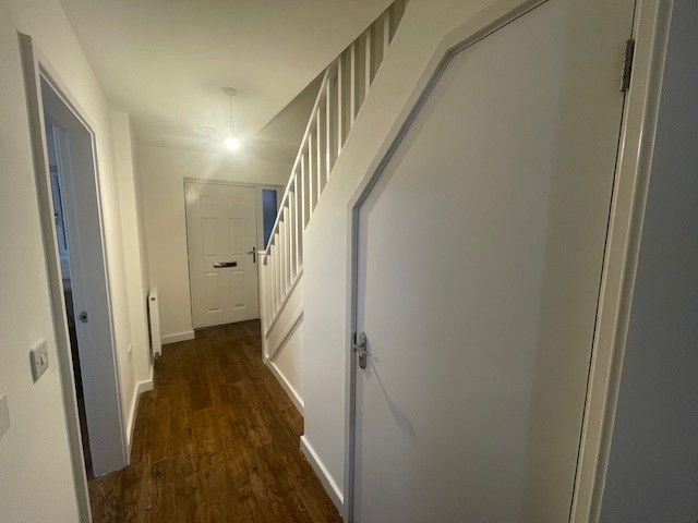 Property photo 3 of 21 Photo 12