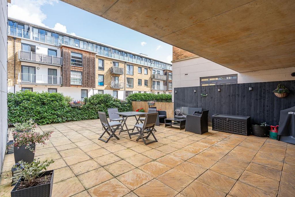 Property photo 2 of 19 External-Smalll.Jpg