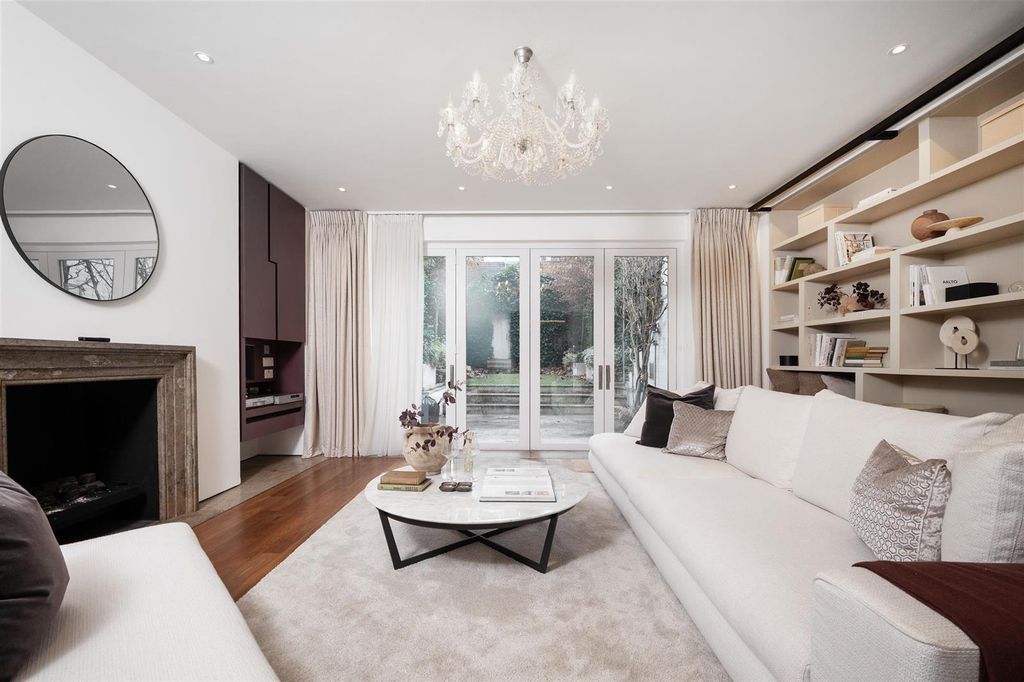 Property photo 2 of 22 Photo 1