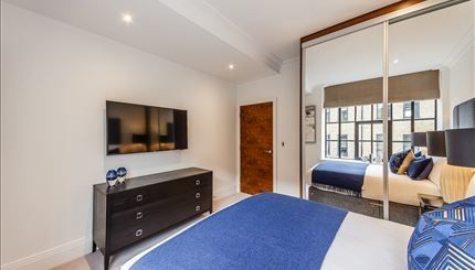 Property photo 3 of 8 Flat203