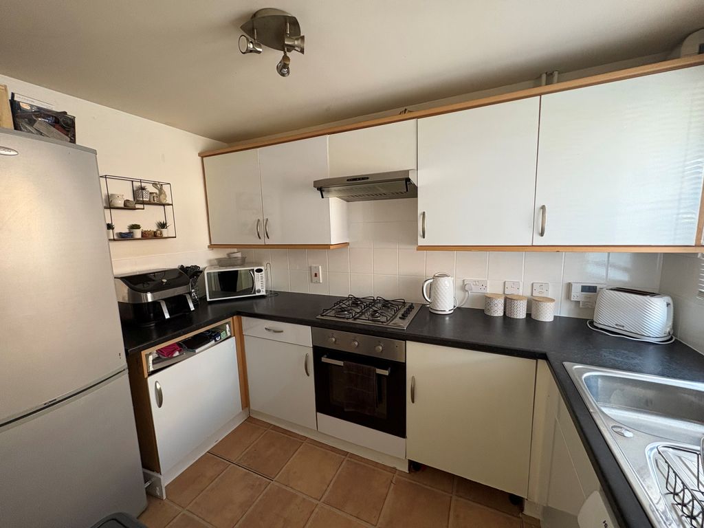 Property photo 2 of 10 21