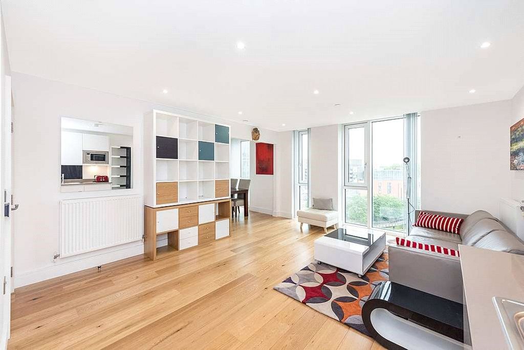 Property photo 1 of 8 Sky View Tower, E15