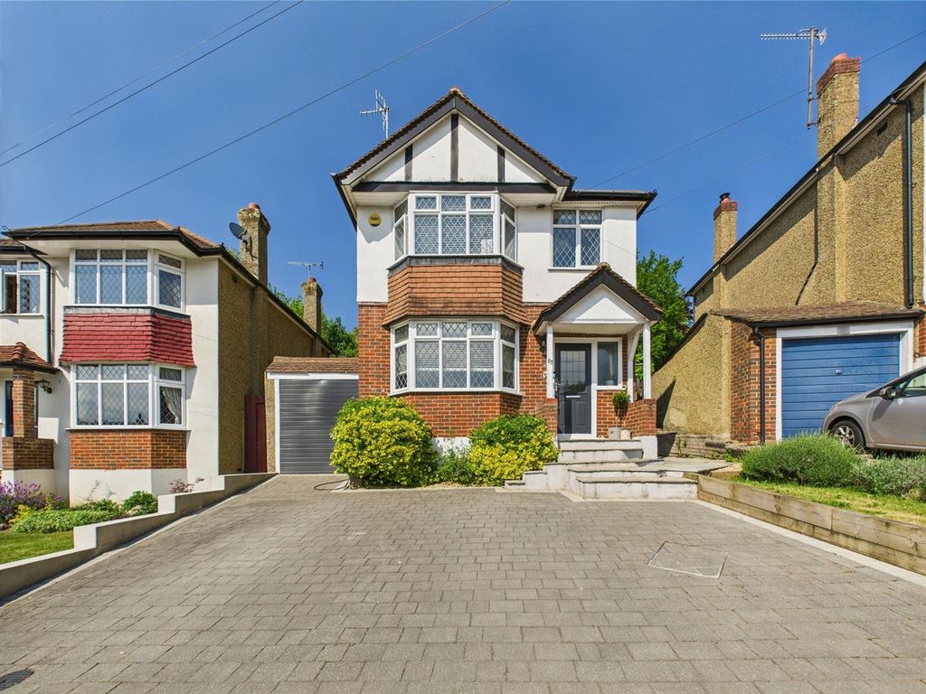 Property photo 1 of 16 Cam02885G0-Pr0378-Still017.Jpg