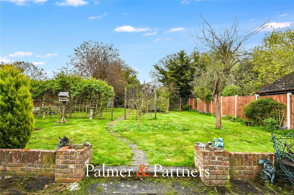 Property photo 3 of 22 Picture No. 21