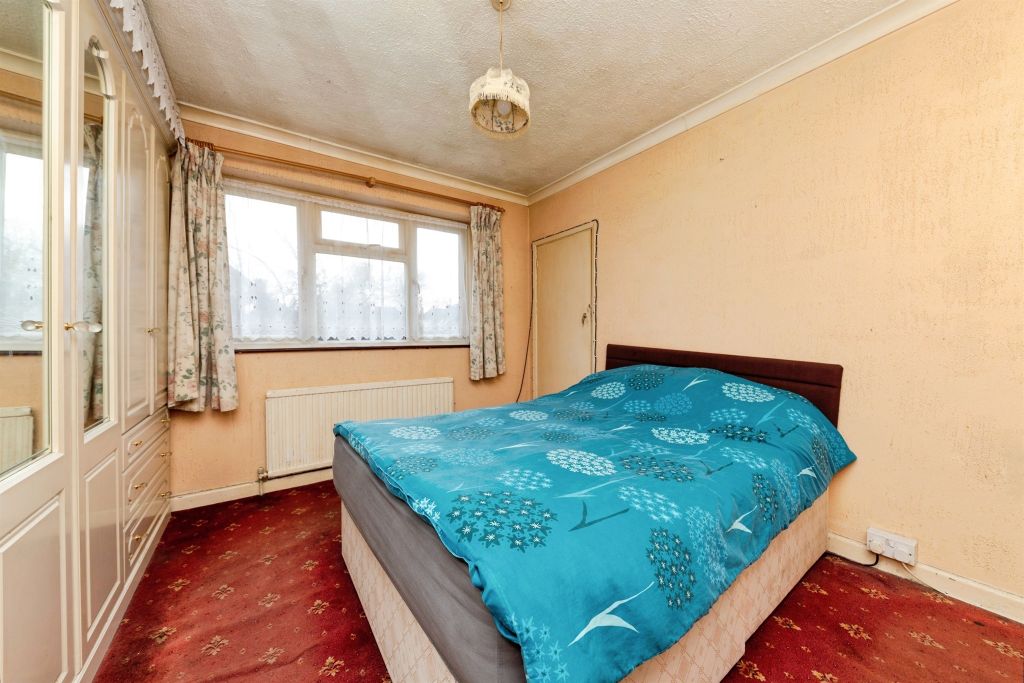 Additional image 12 of 5 bed semi-detached house for saleRedhoods Way East, Letchworth Garden City SG6