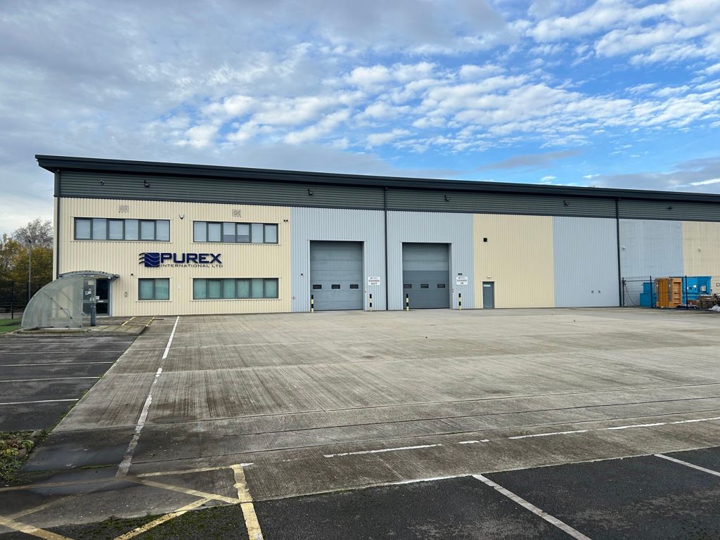 Property photo 3 of 19 Photo 16