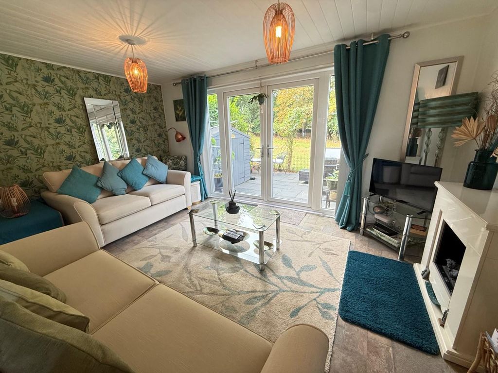Property photo 2 of 12 8.Jpg