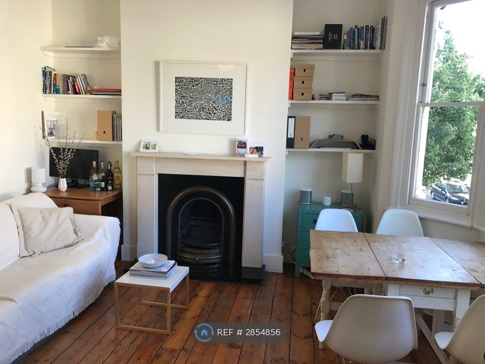 Property photo 3 of 11