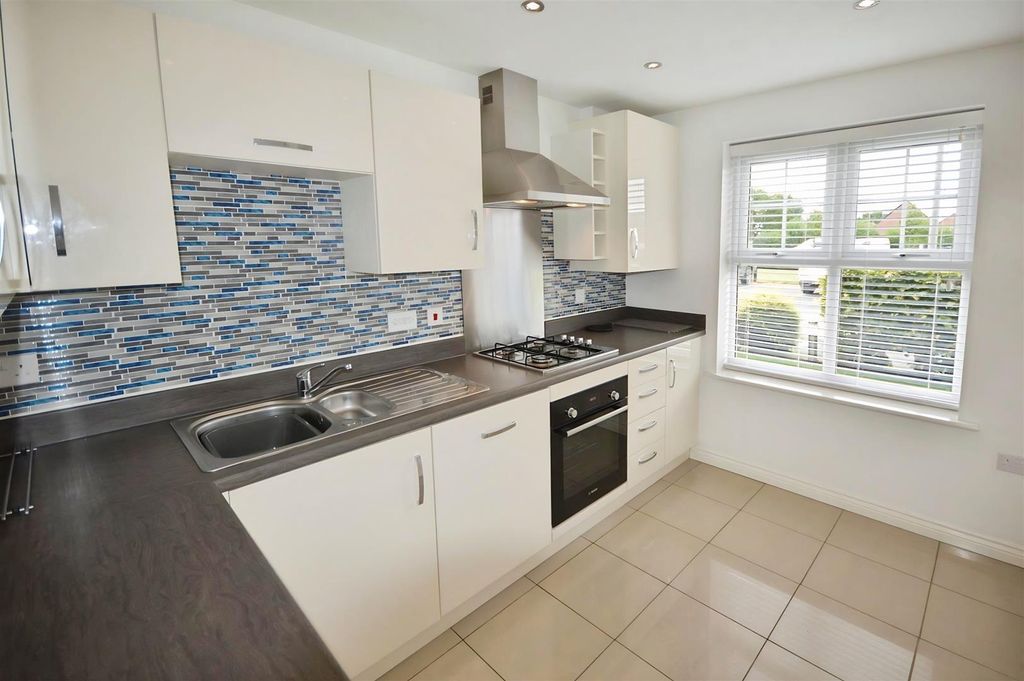 Property photo 2 of 8 3d45c702-2.Jpg
