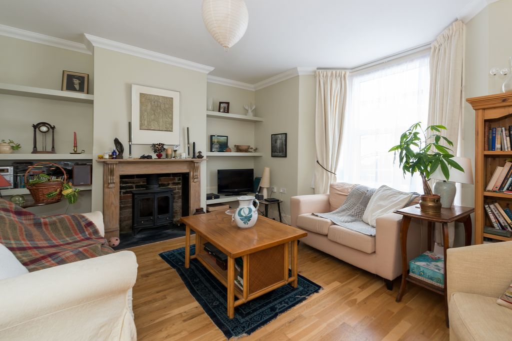 Property photo 2 of 15 Sitting Room