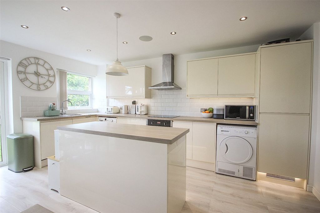 Property photo 3 of 10 Picture No. 03