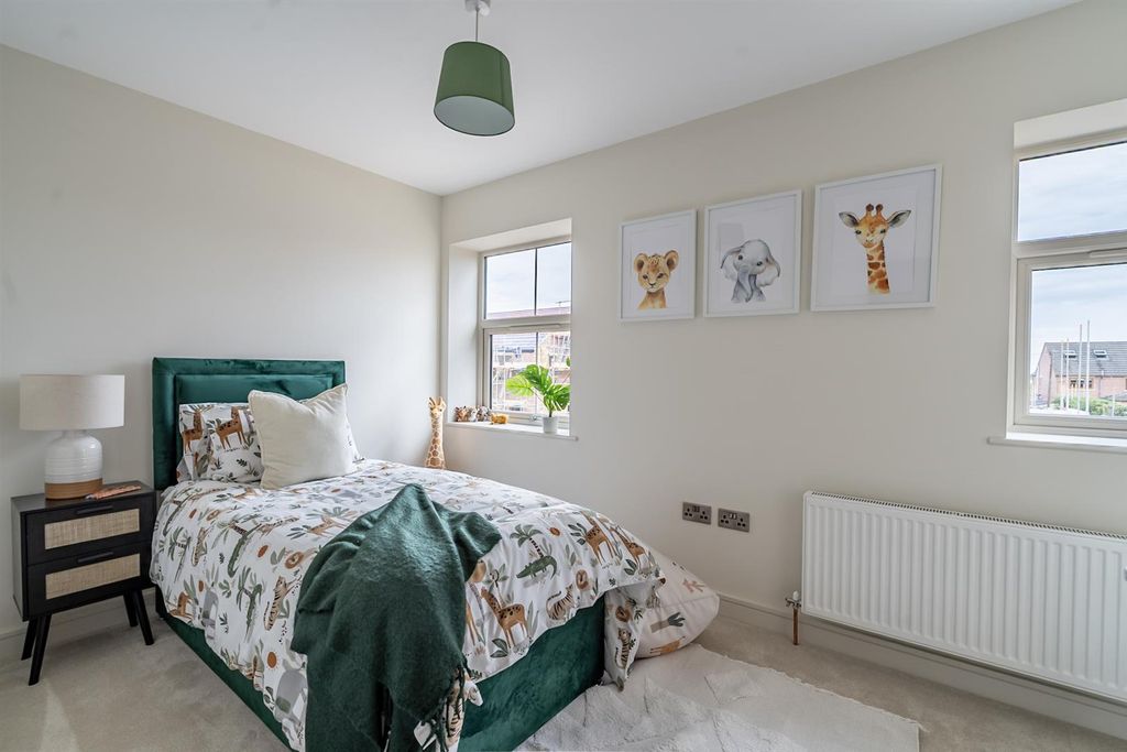 Property photo 2 of 33 21.Jpg