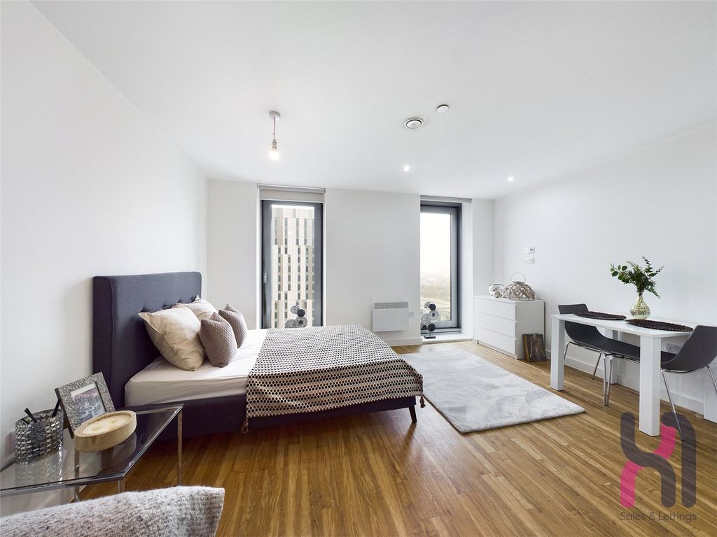 Property photo 1 of 7 Picture No. 11