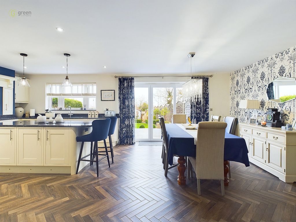 Property photo 2 of 29