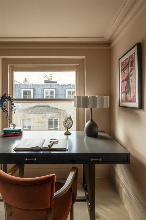 Property photo 3 of 35 Image