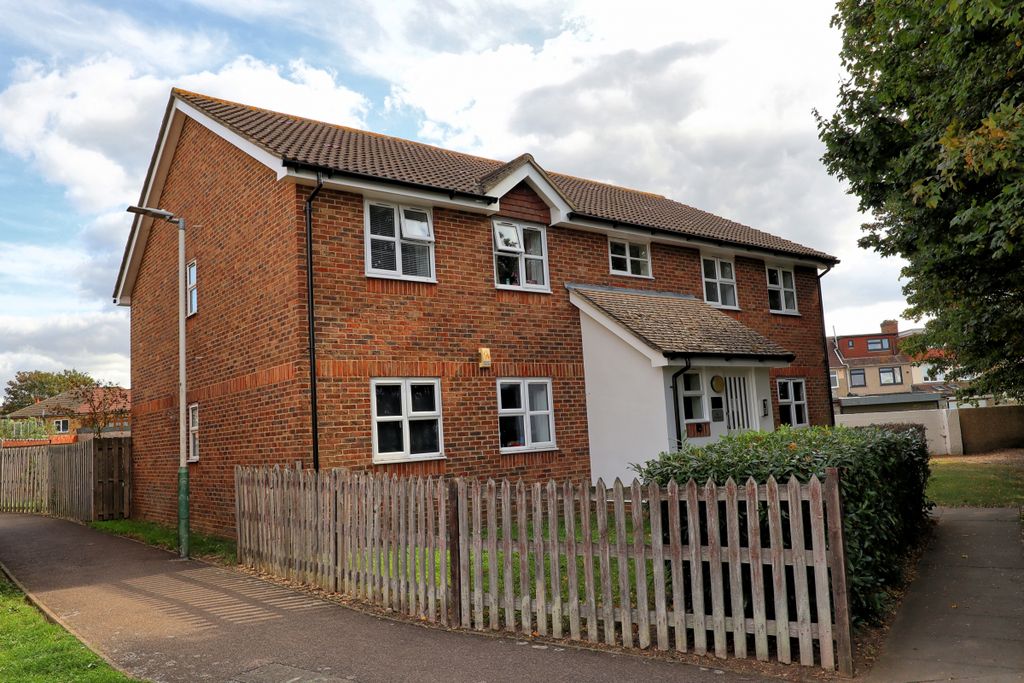 Property photo 1 of 15