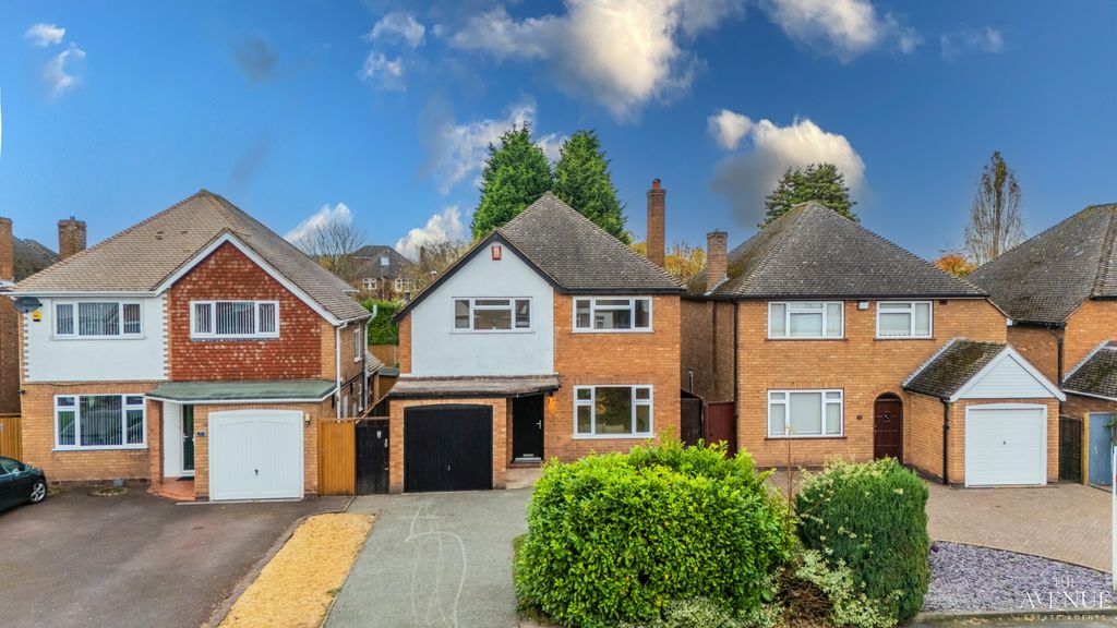 Property photo 1 of 32 3716061
