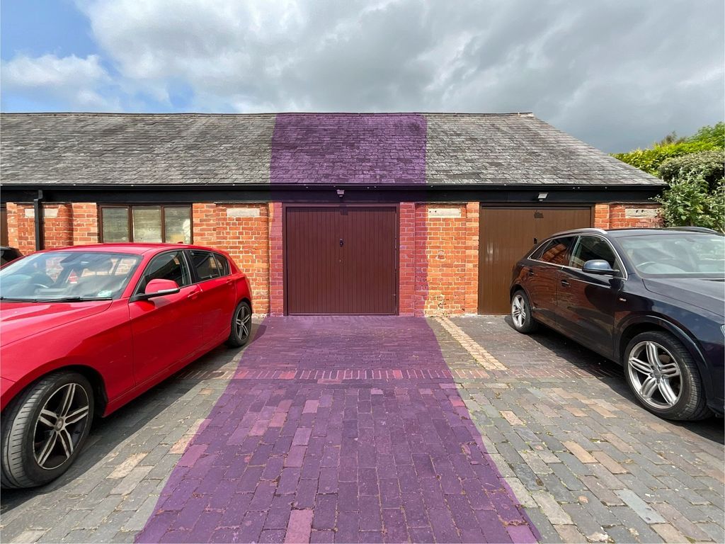 Property photo 3 of 29