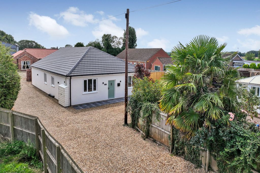 Property photo 1 of 42