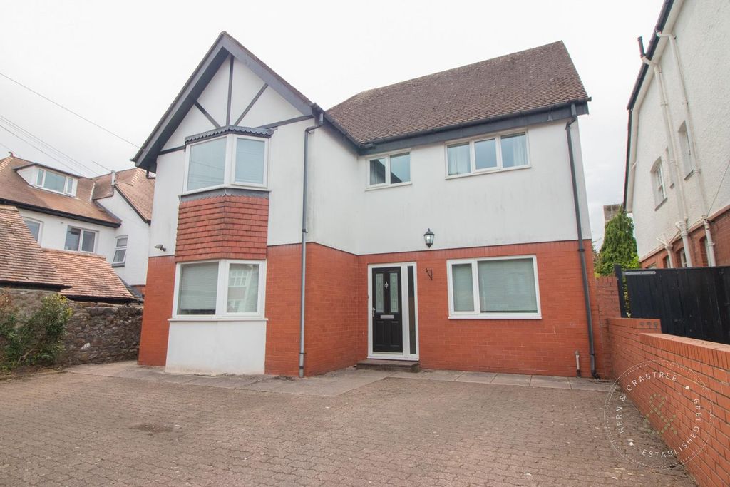 Property photo 1 of 22 The Avenue-02.Jpg