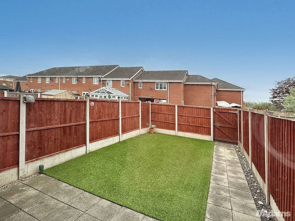 Property photo 3 of 15