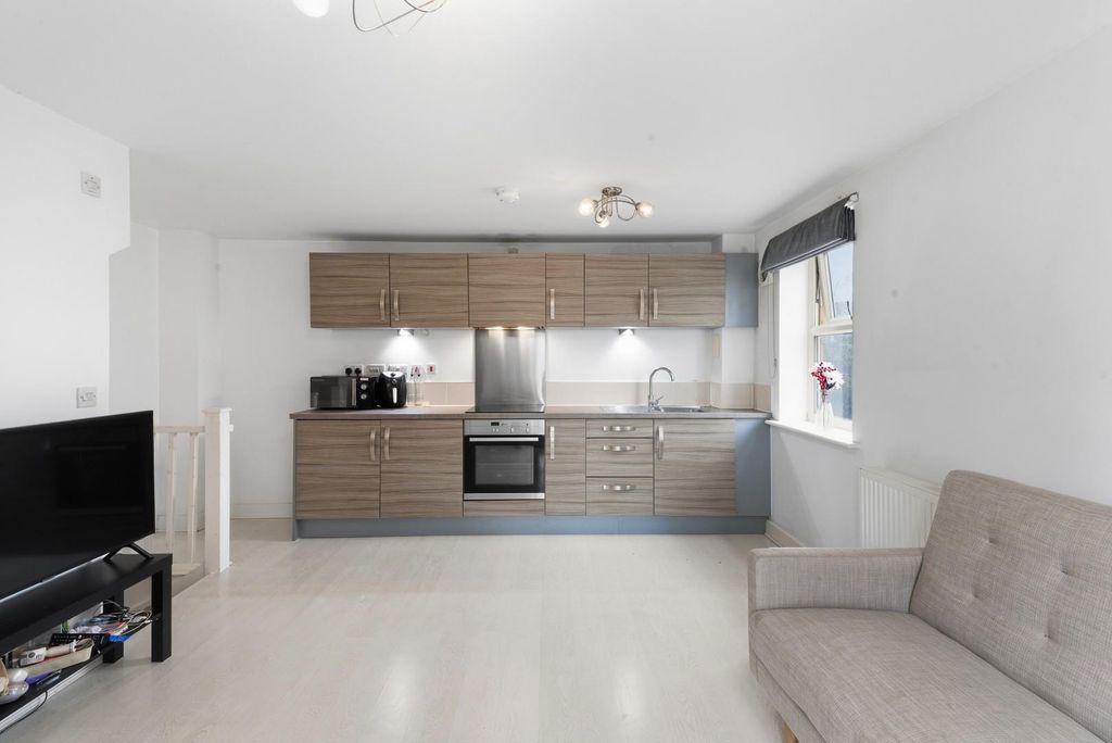 Property photo 2 of 12 2.Jpg