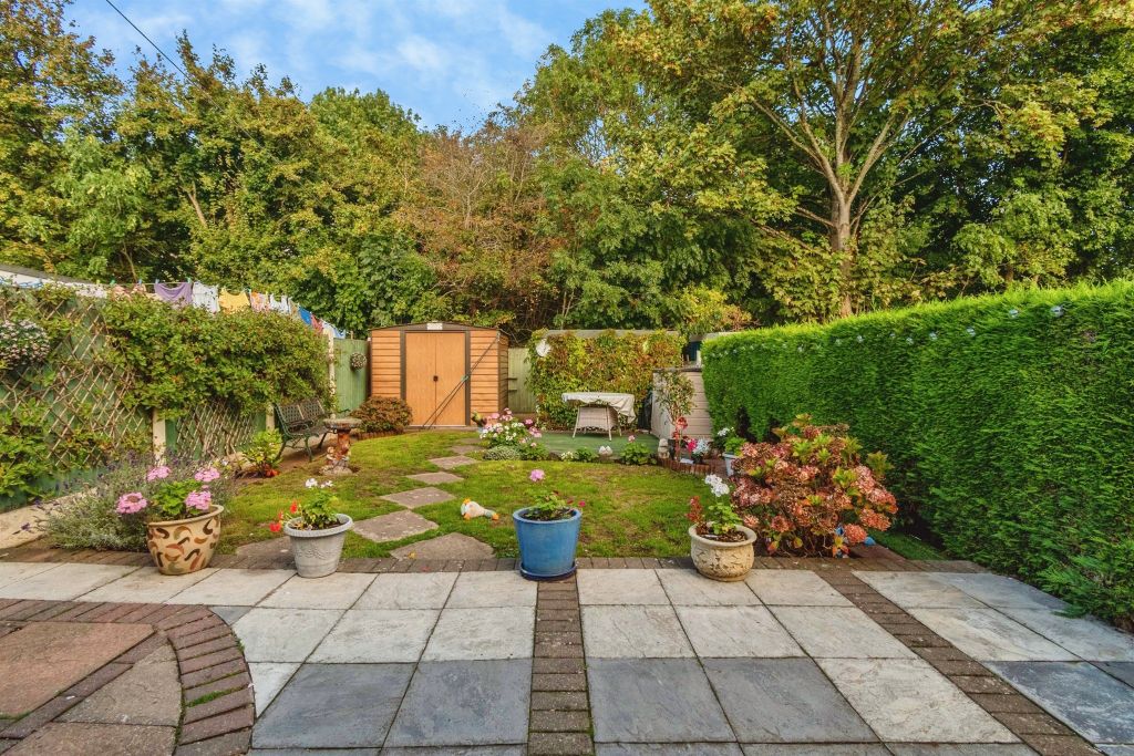Property photo 3 of 18