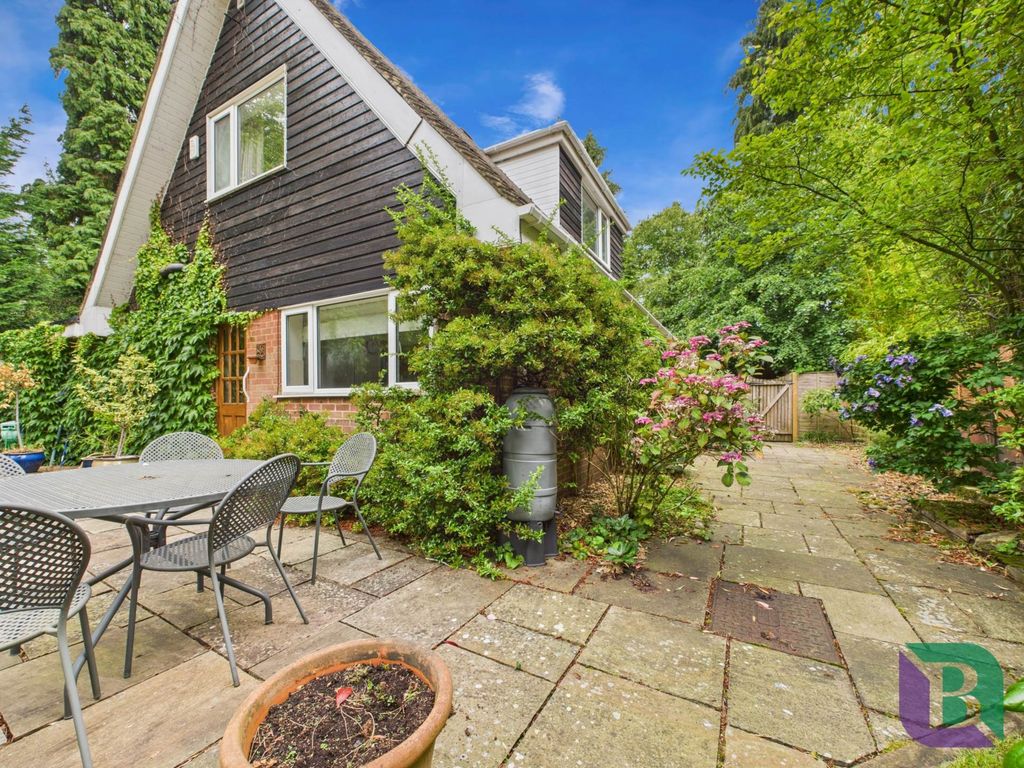 Property photo 3 of 33