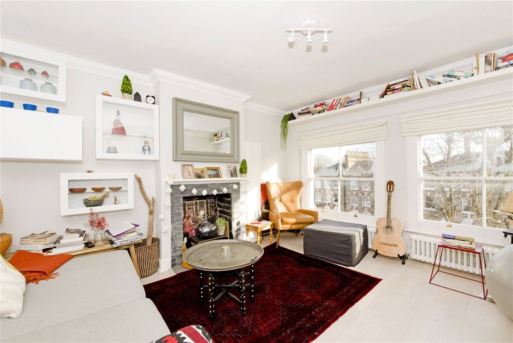 Property photo 1 of 6