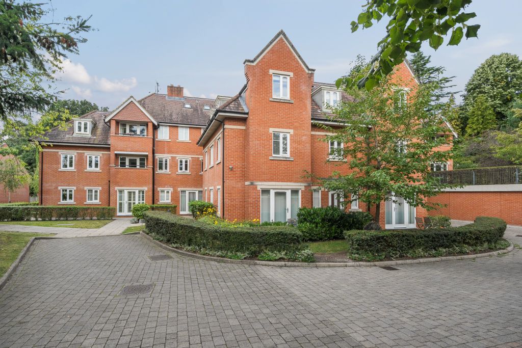 Property photo 1 of 14