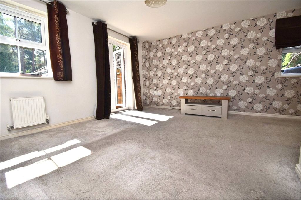 Property photo 3 of 16 Picture No. 41