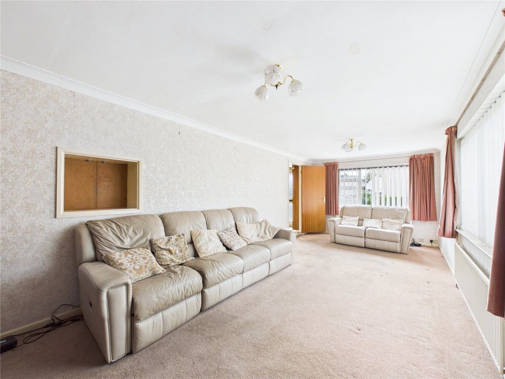 Property photo 3 of 27 Picture No. 22