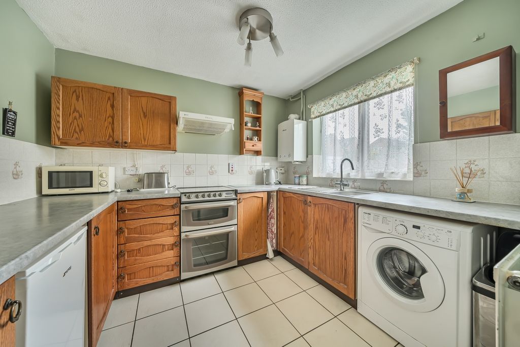 Property photo 2 of 10 1381620-7-69146Ad43c9c2