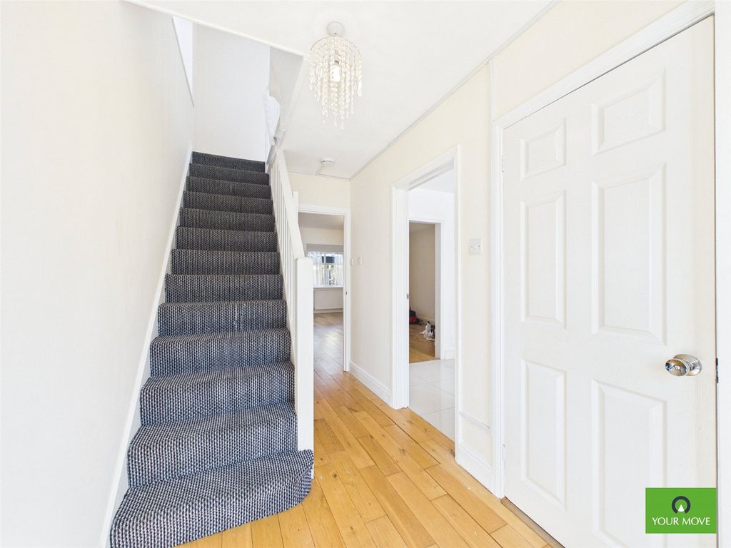 Property photo 2 of 33 Picture No. 17