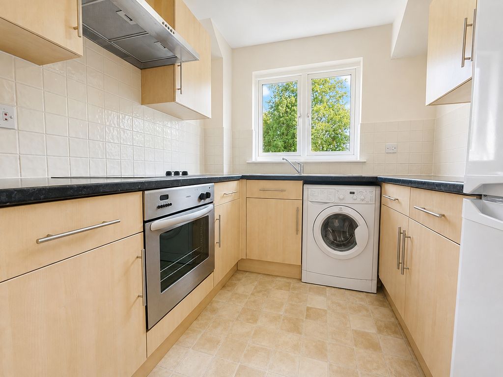 Property photo 3 of 8 Picture No. 29