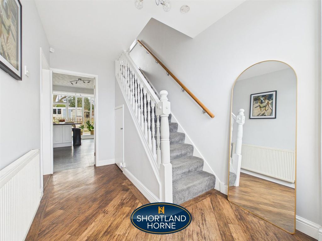 Property photo 2 of 23 Hallway