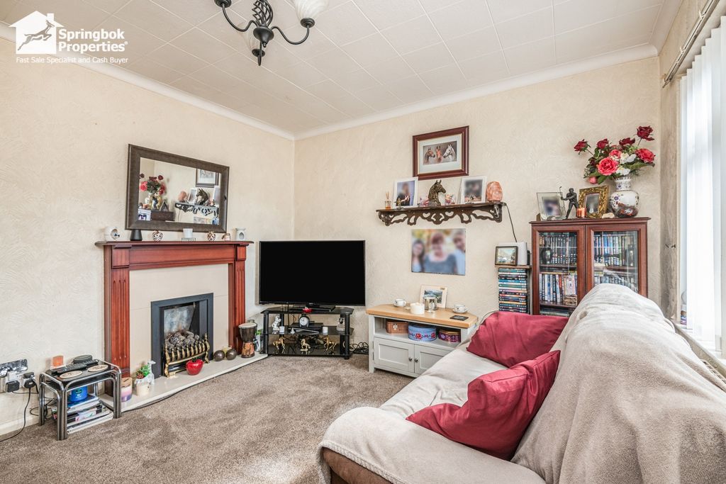 Property photo 2 of 13 Image 1