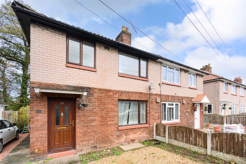 Property photo 1 of 10 External