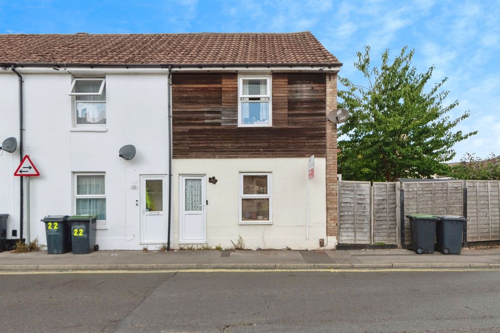Property photo 1 of 10