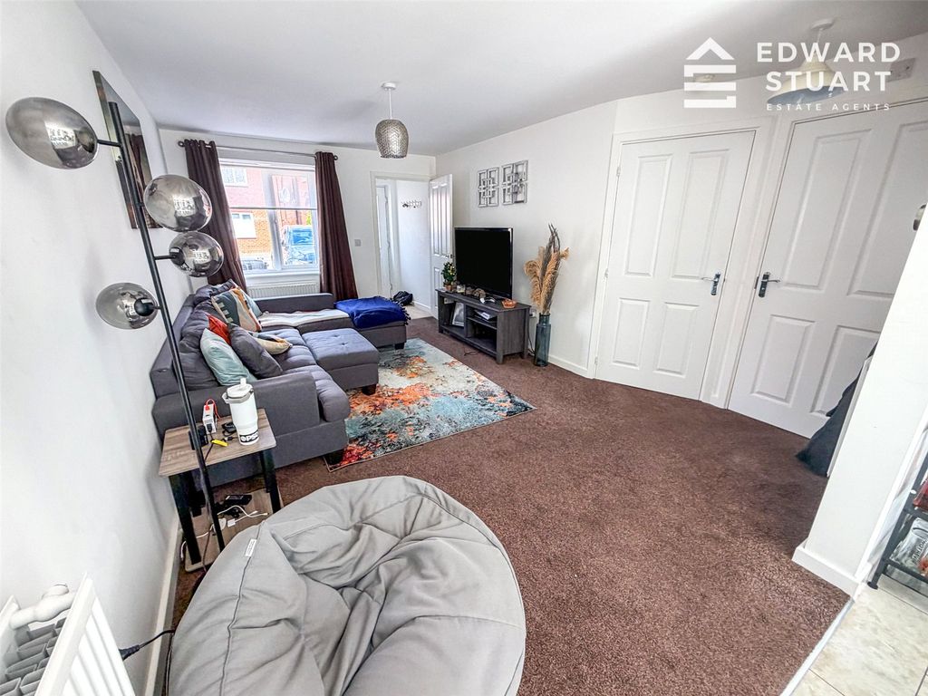 Property photo 3 of 12 Picture No. 05